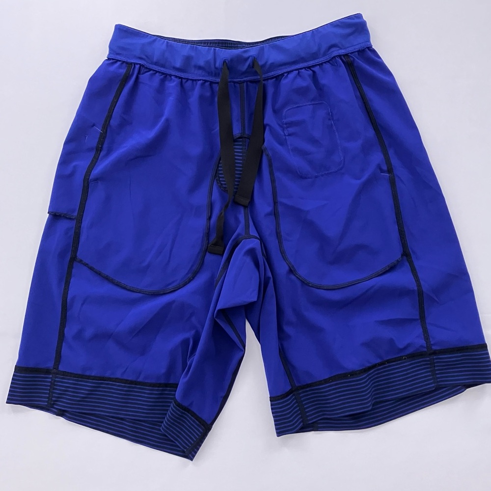 Lululemon Men’s Short 11” Athletic Shorts Size 30 - 32" Striped Stretch Purple - Picture 8 of 15
